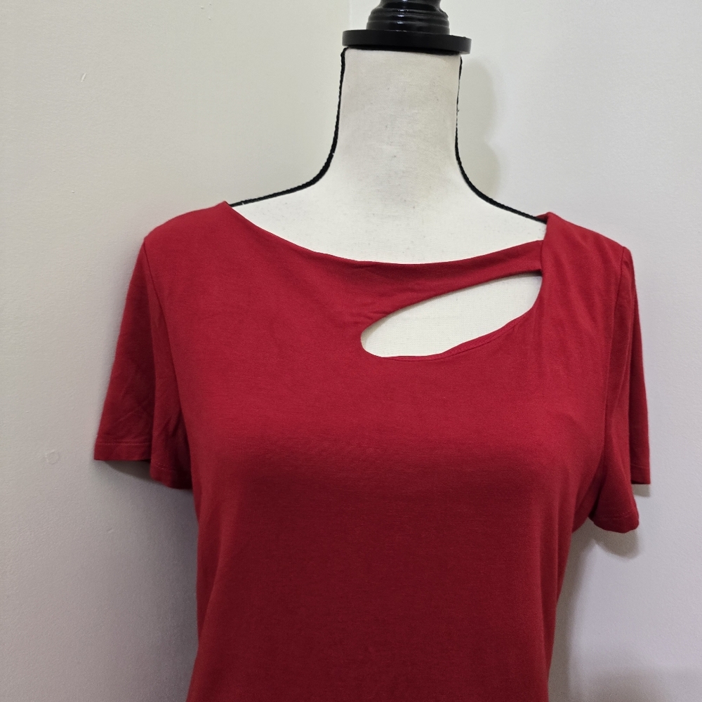 INC size Large Short Sleeve Stretch Top Cut Out‎ Chest Red - Picture 3 of 11